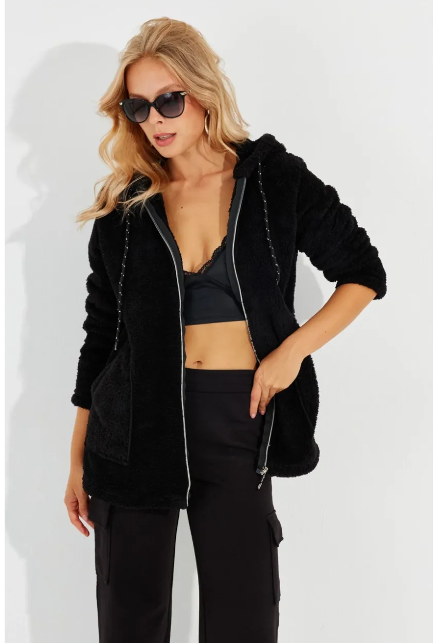 Kadın Siyah Peluş Fermuarlı Ceket Q979
