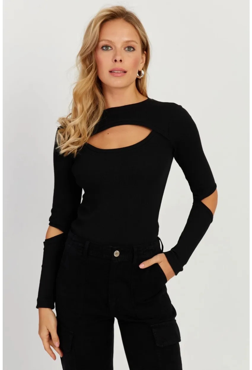 Kadın Siyah Pencereli Kaşkorse Bluz EY2715