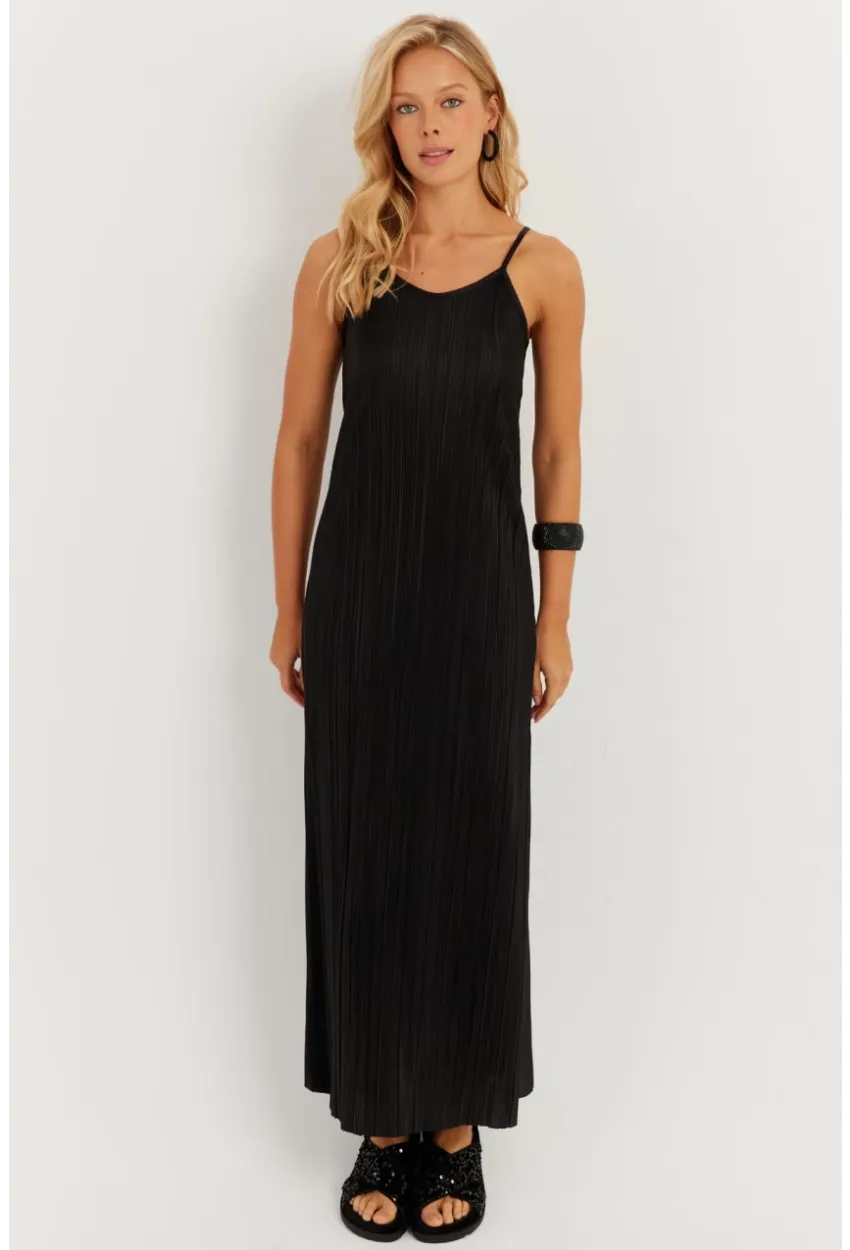 Kadın Siyah Piliseli Askılı Midi Elbise DMR296