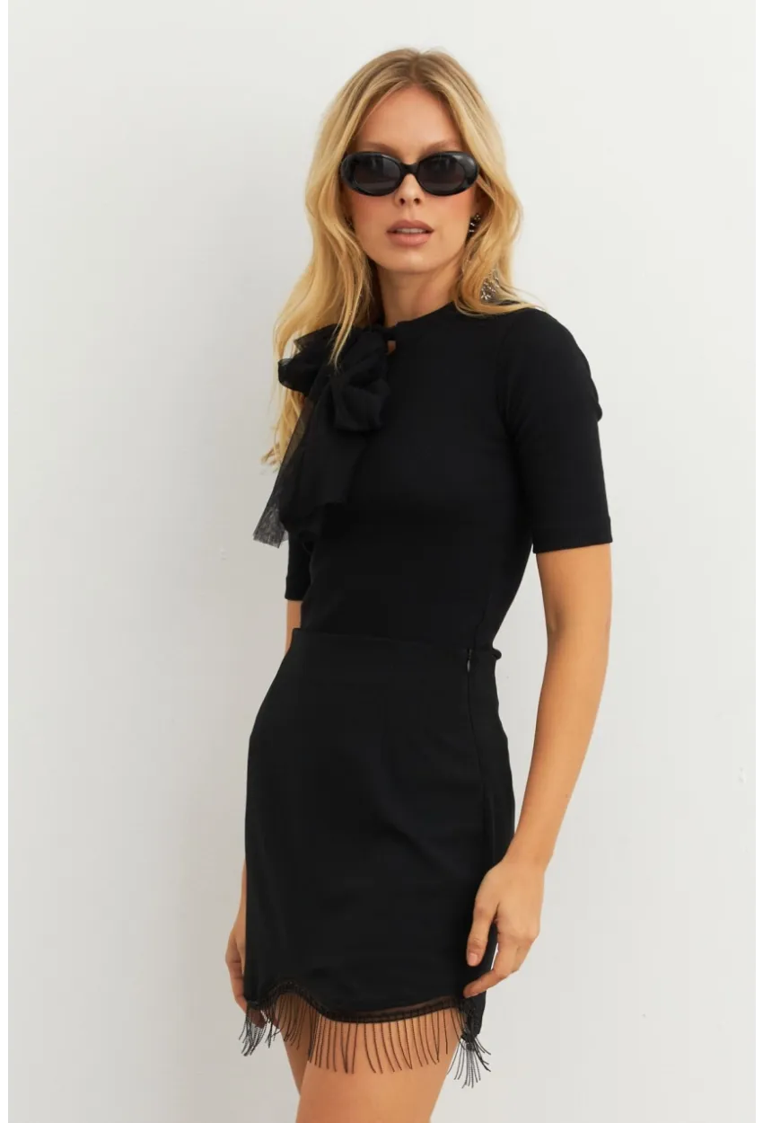 Kadın Siyah Püskül Detaylı Mini Etek KED24013