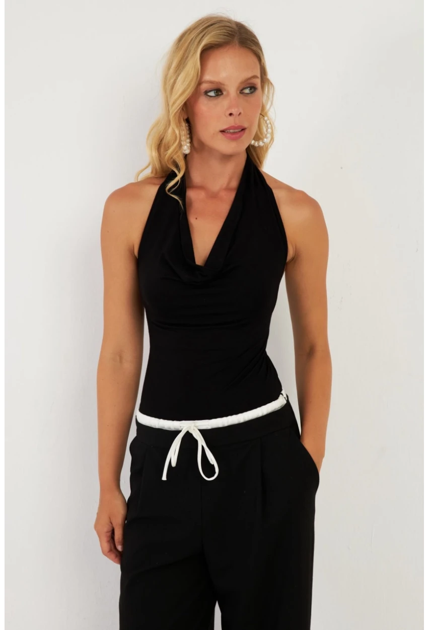 Kadın Siyah Sırtı Açık Çıtçıtlı Body LPP1295