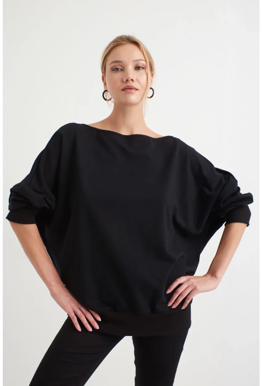 Kadın Siyah Sırtı Açık Yarasa Kol Sweatshirt B161