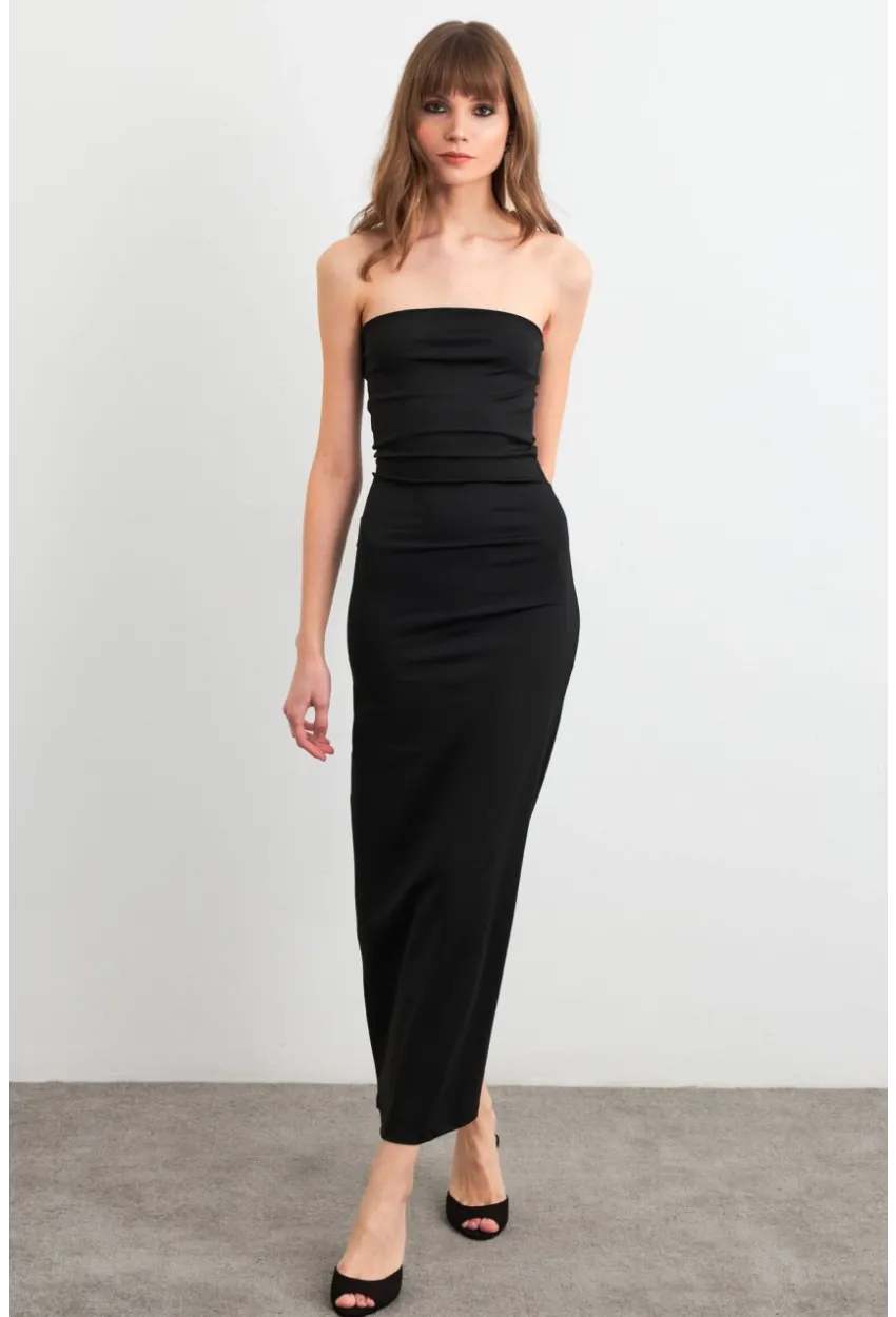 Kadın Siyah Straplez Yırtmaçlı Midi Elbise XC005