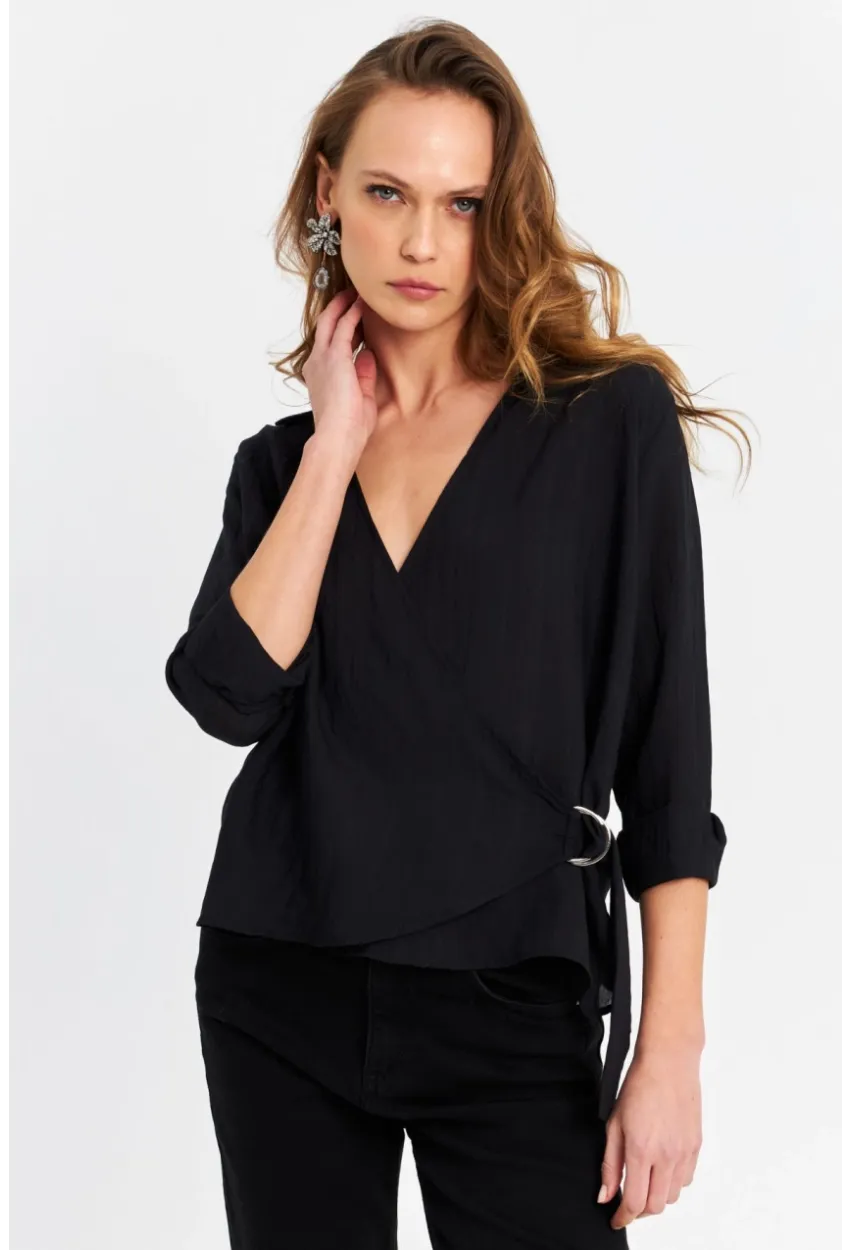 Kadın Siyah Tokalı Kruvaze Gömlek MRS15744
