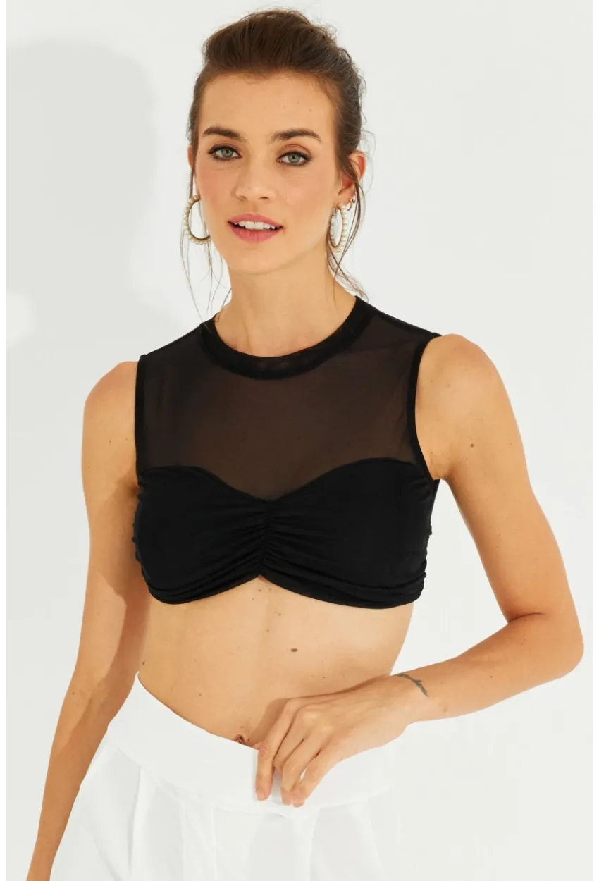 Kadın Siyah Tül Detaylı Crop Bluz YEL221241
