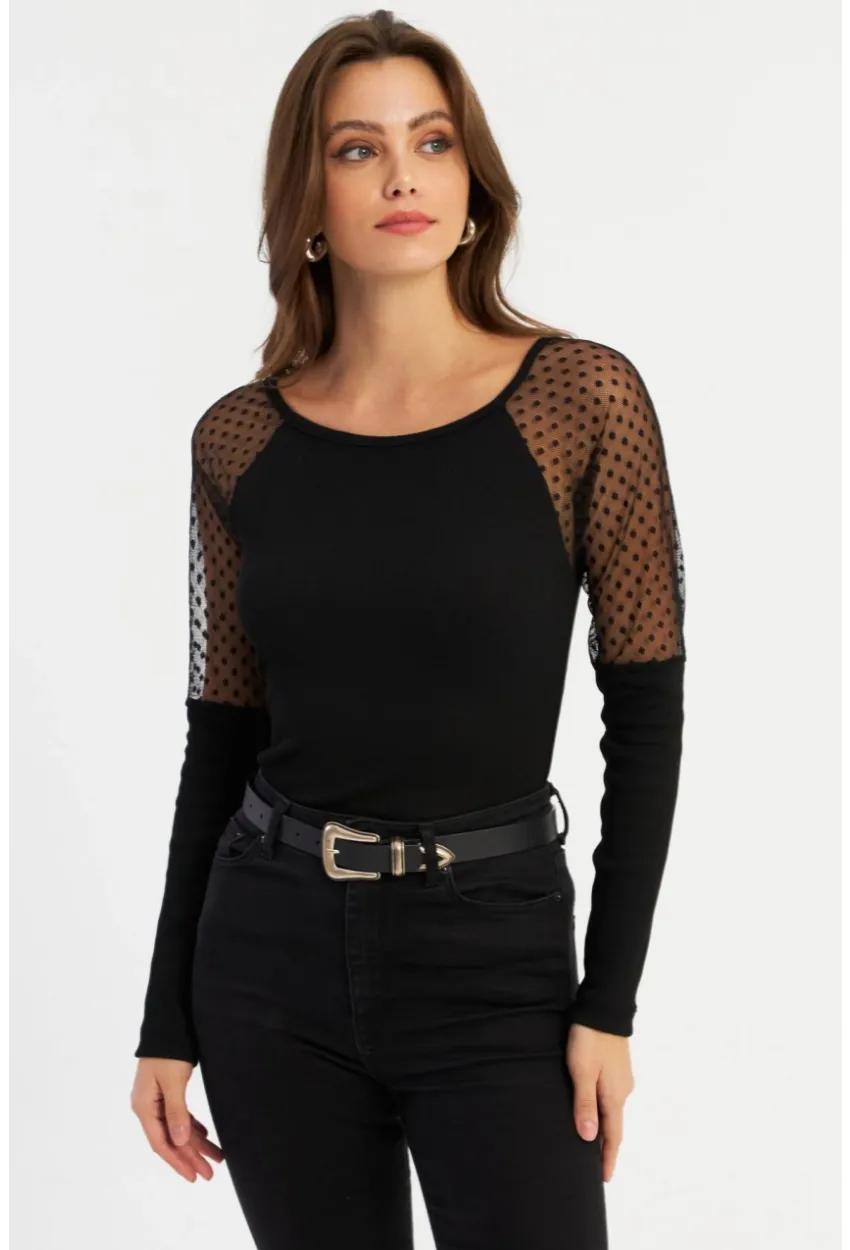 Kadın Siyah Tül Detaylı Kaşkorse Bluz EY2943