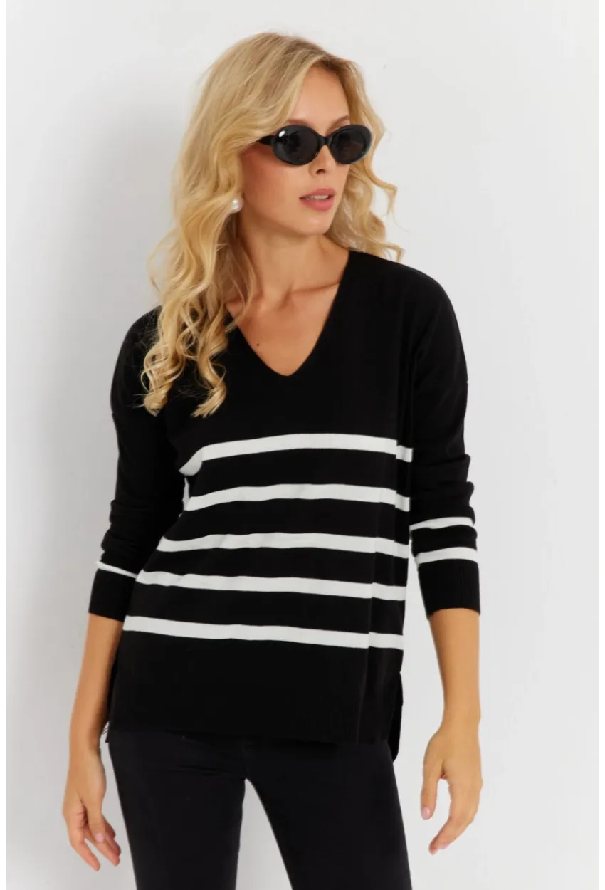 Kadın Siyah V Yaka Çizgili Triko Kazak YİL550