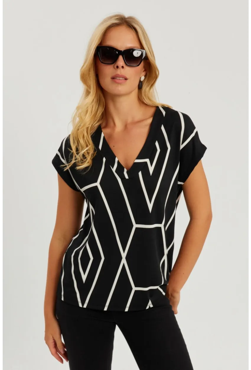 Kadın Siyah V Yaka Desenli Bluz AYD320