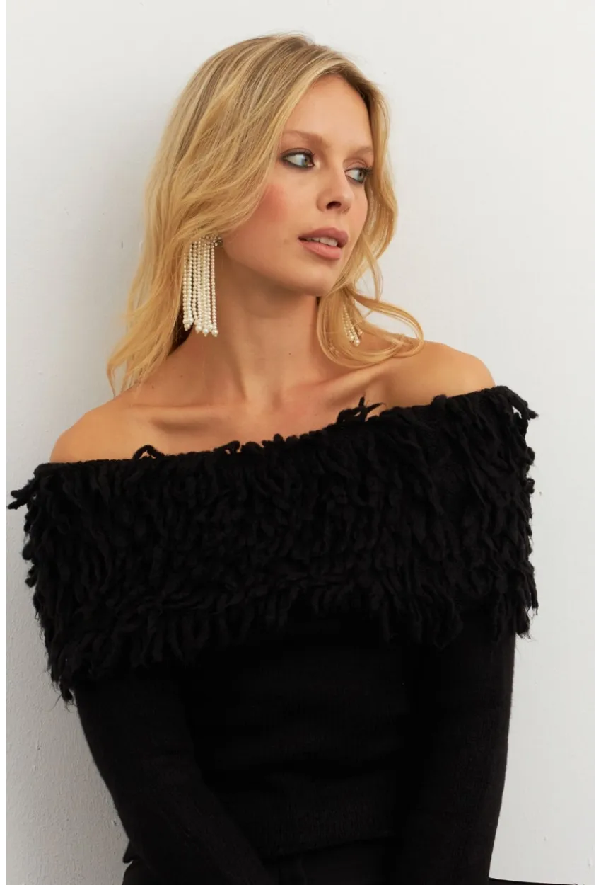 Kadın Siyah Yakası Sakallı Madonna Bluz KZ542