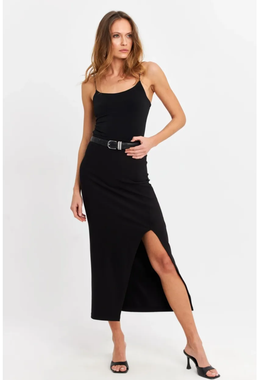 Kadın Siyah Yırtmaçlı Midi Etek MOD1854