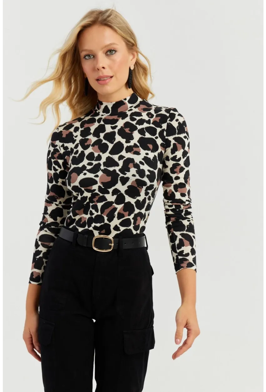 Kadın Taş-Siyah Leopar Desenli Bluz AYD267