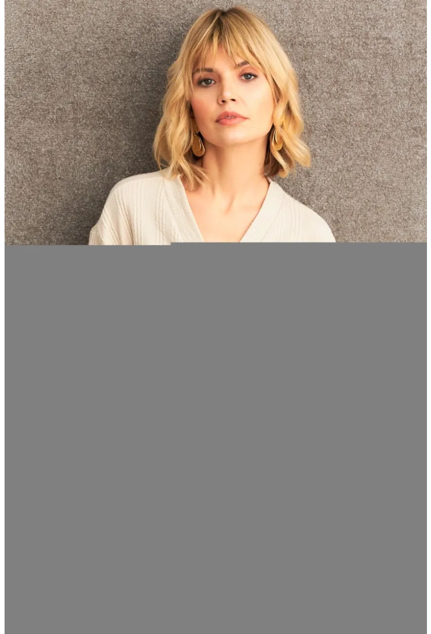 Kadın Vanilya Düğme Detaylı Bluz TF57