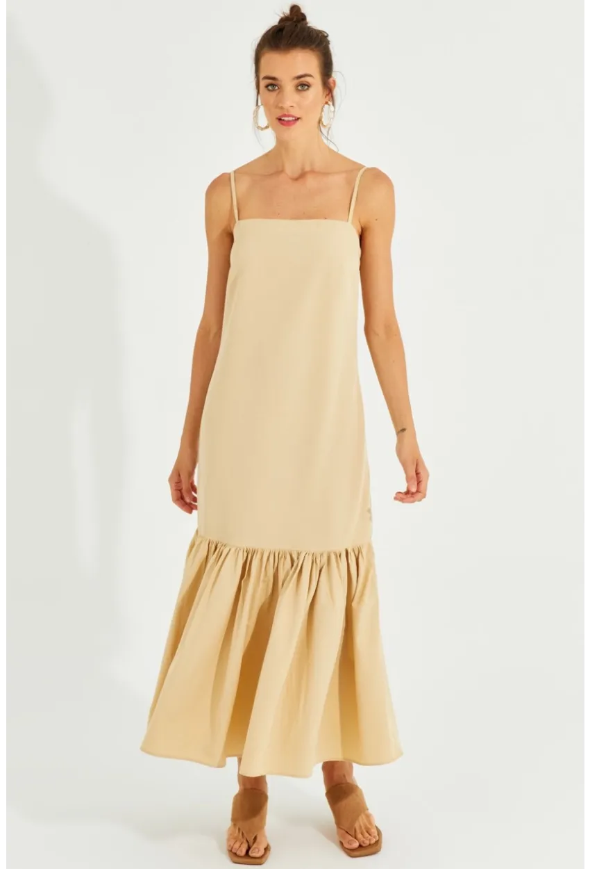 Kadın Vanilya Eteği Volanlı Askılı Midi Elbise MEN2001