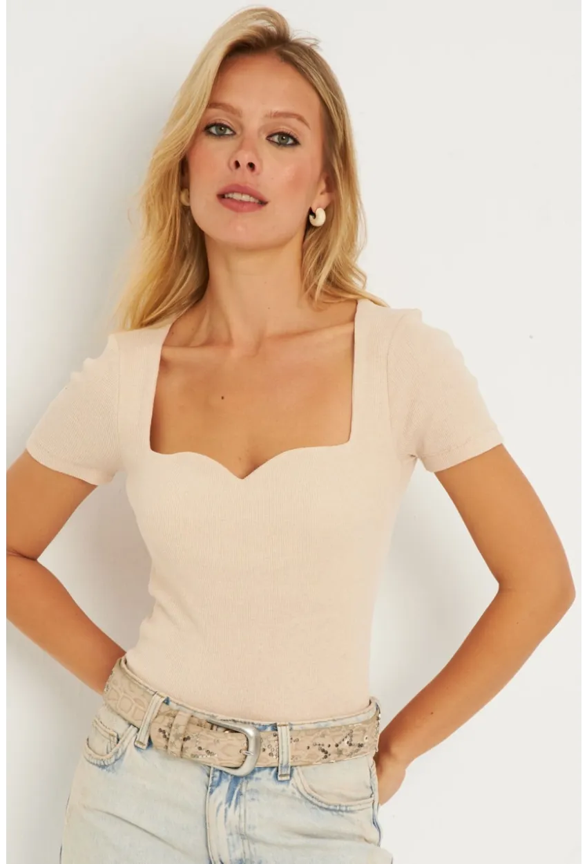 Kadın Vanilya Triko Bluz AYD337