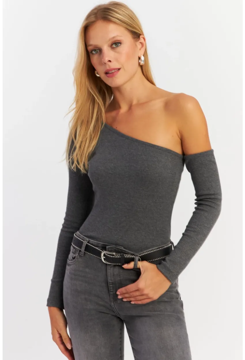 Kadın Antrasit Asimetrik Kollu Kaşkorse Bluz HOR1