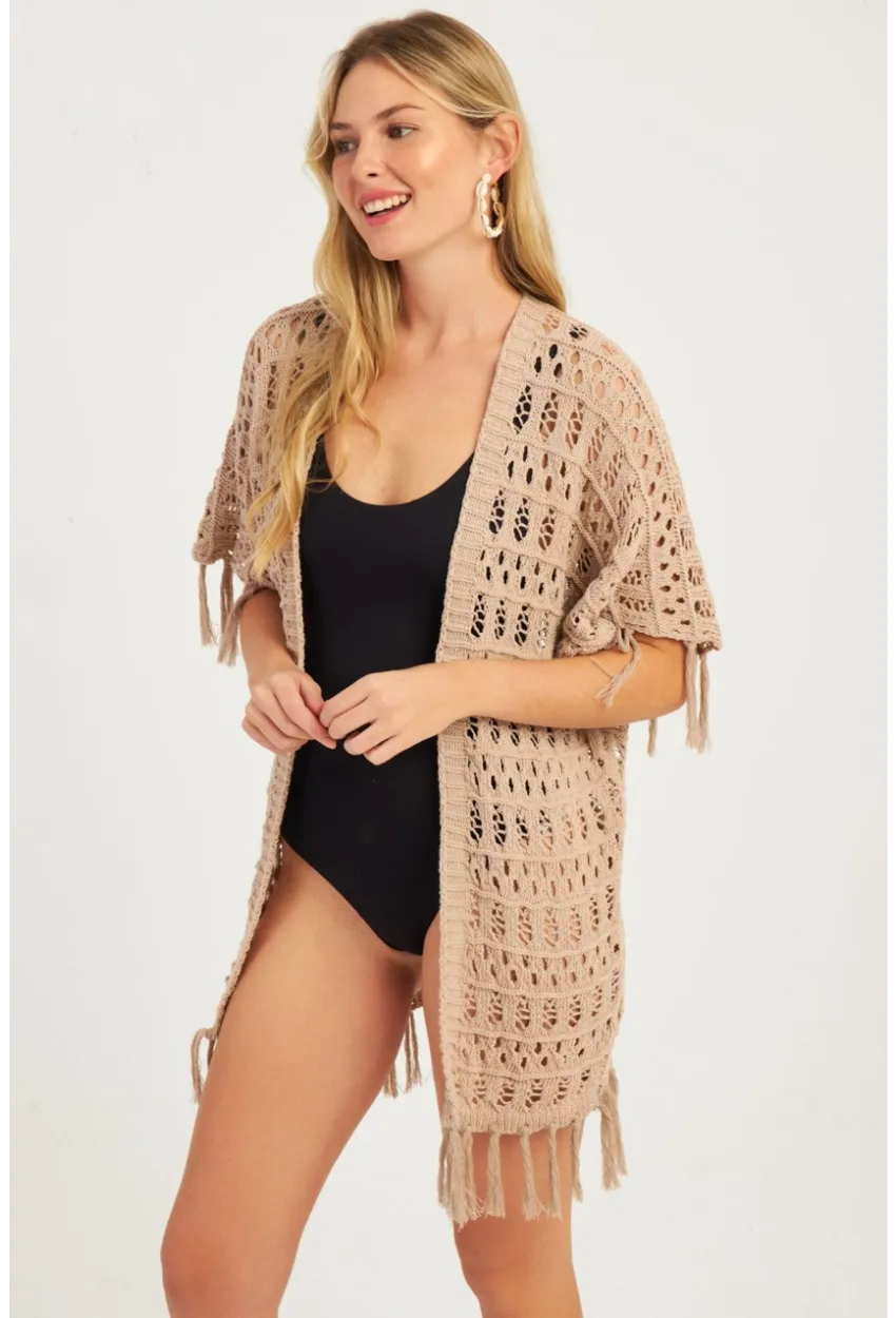 Kadın Bej Ajurlu Püsküllü Hırka YV224