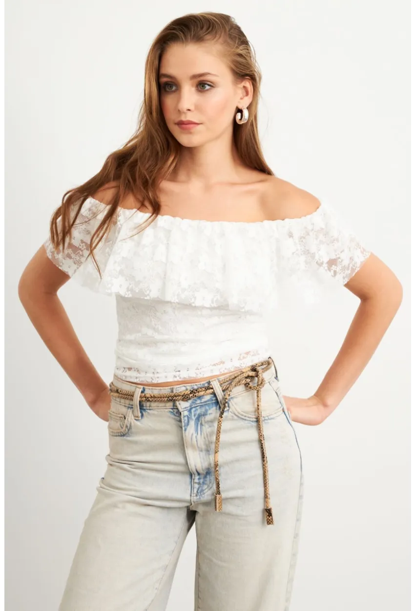 Kadın Beyaz Madonna Yaka Dantel Bluz MTK13549