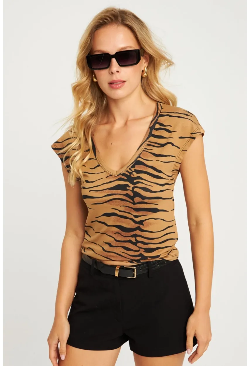 Kadın Camel V Yaka Desenli Bluz LPP1285