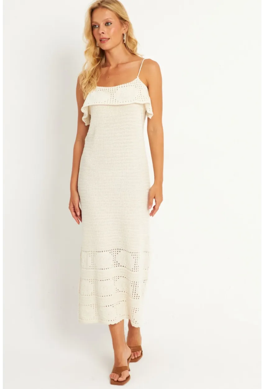 Kadın Ekru Ajurlu Triko Midi Elbise HC1569