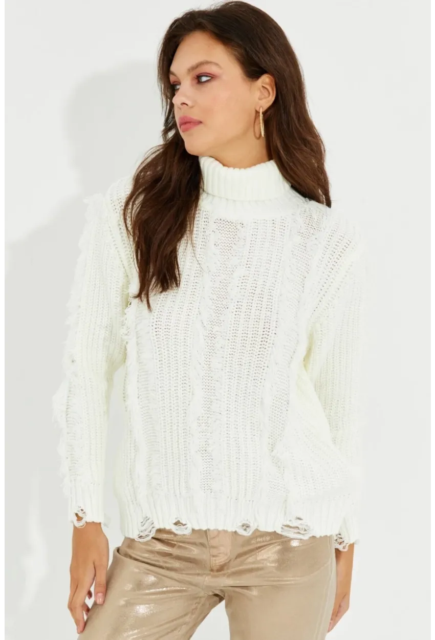 Kadın Ekru Balıkçı Yaka Püsküllü Triko Kazak KZ2471