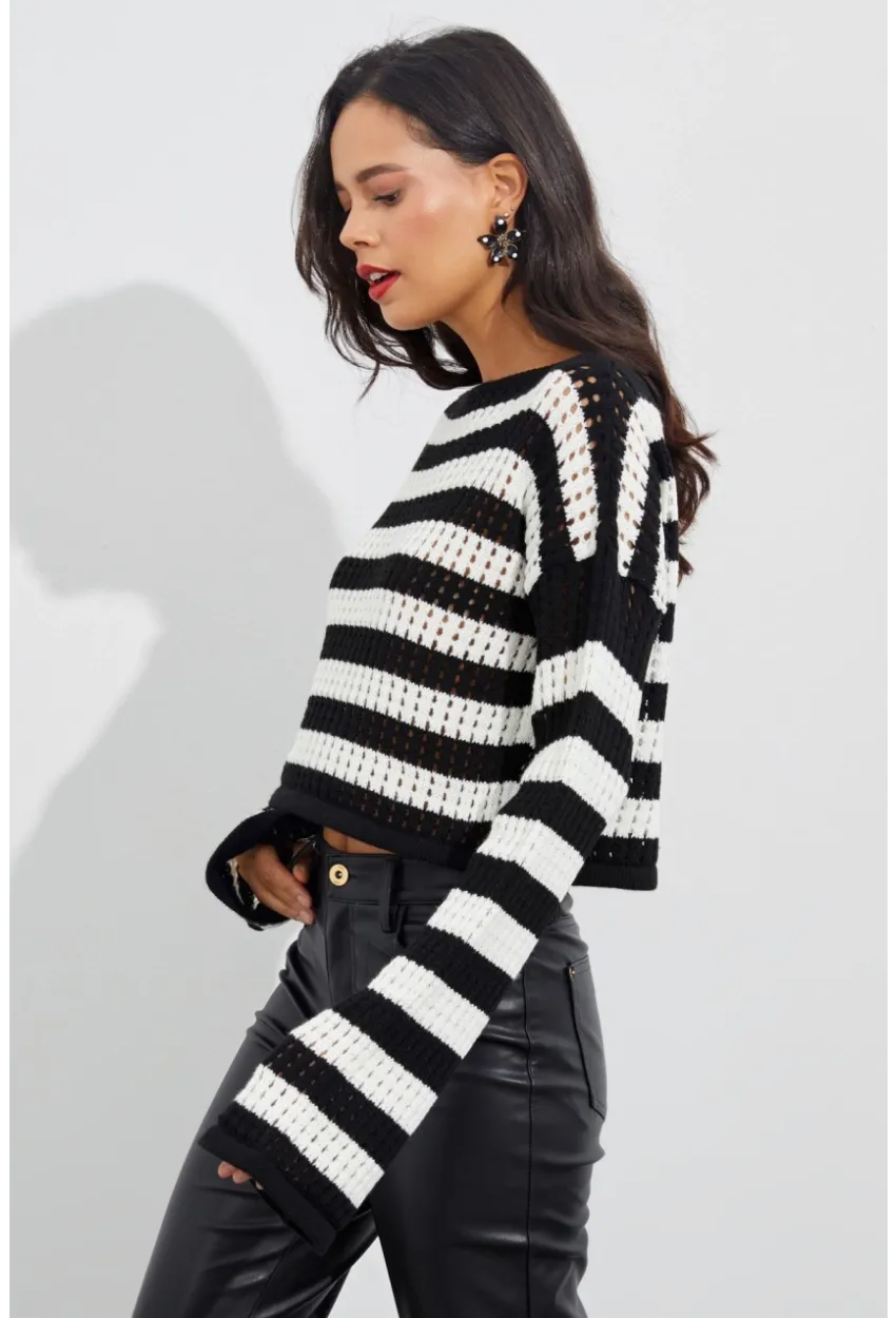 Kadın Ekru-Siyah İspanyol Kol Ajurlu Triko Kısa Bluz YV109