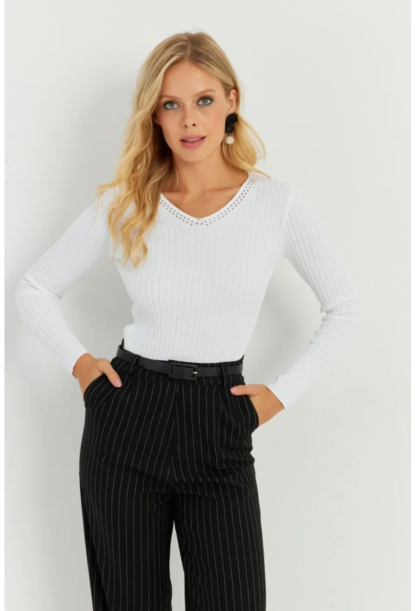 Kadın Ekru V Yaka Fitilli Triko Bluz SMT216