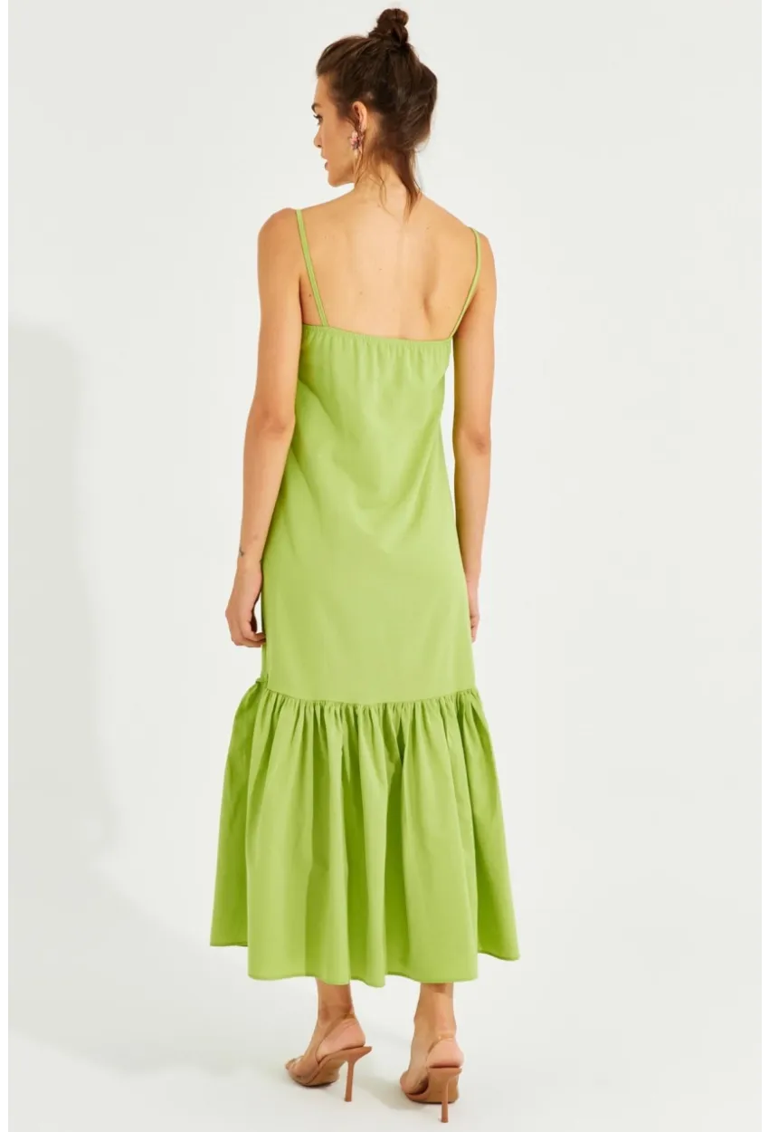 Kadın Fıstık Yeşil Eteği Volanlı Askılı Midi Elbise MEN2001
