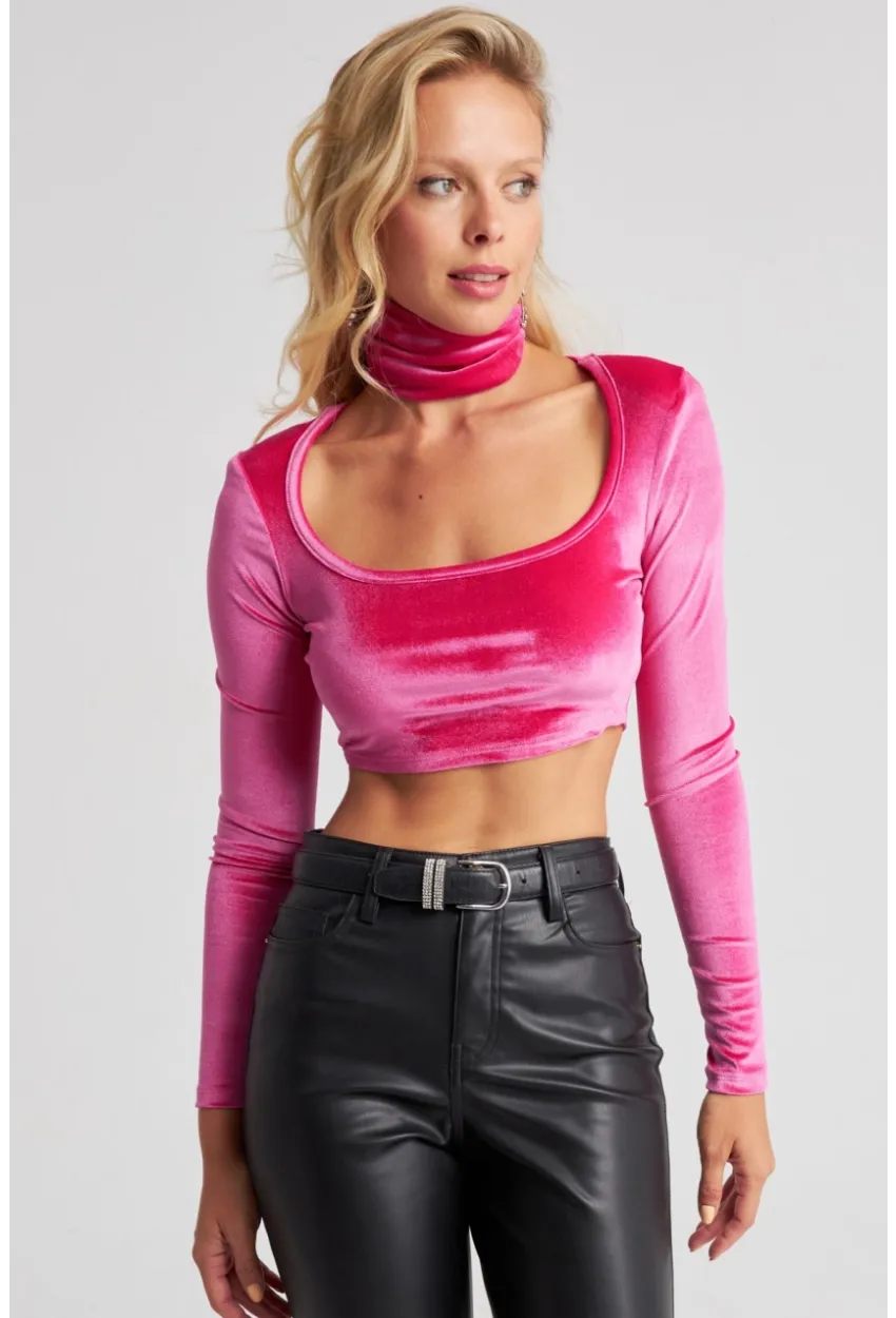 Kadın Fuşya Kare Yaka Boyunluklu Kadife Crop Bluz B2867