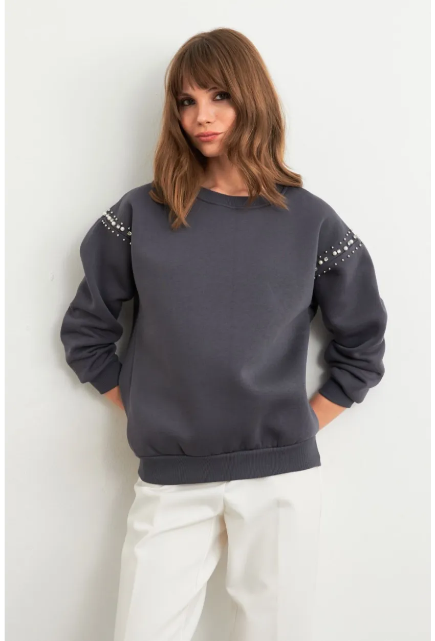 Kadın Gri Omuzları İnci Detaylı Sweatshirt MDY1424