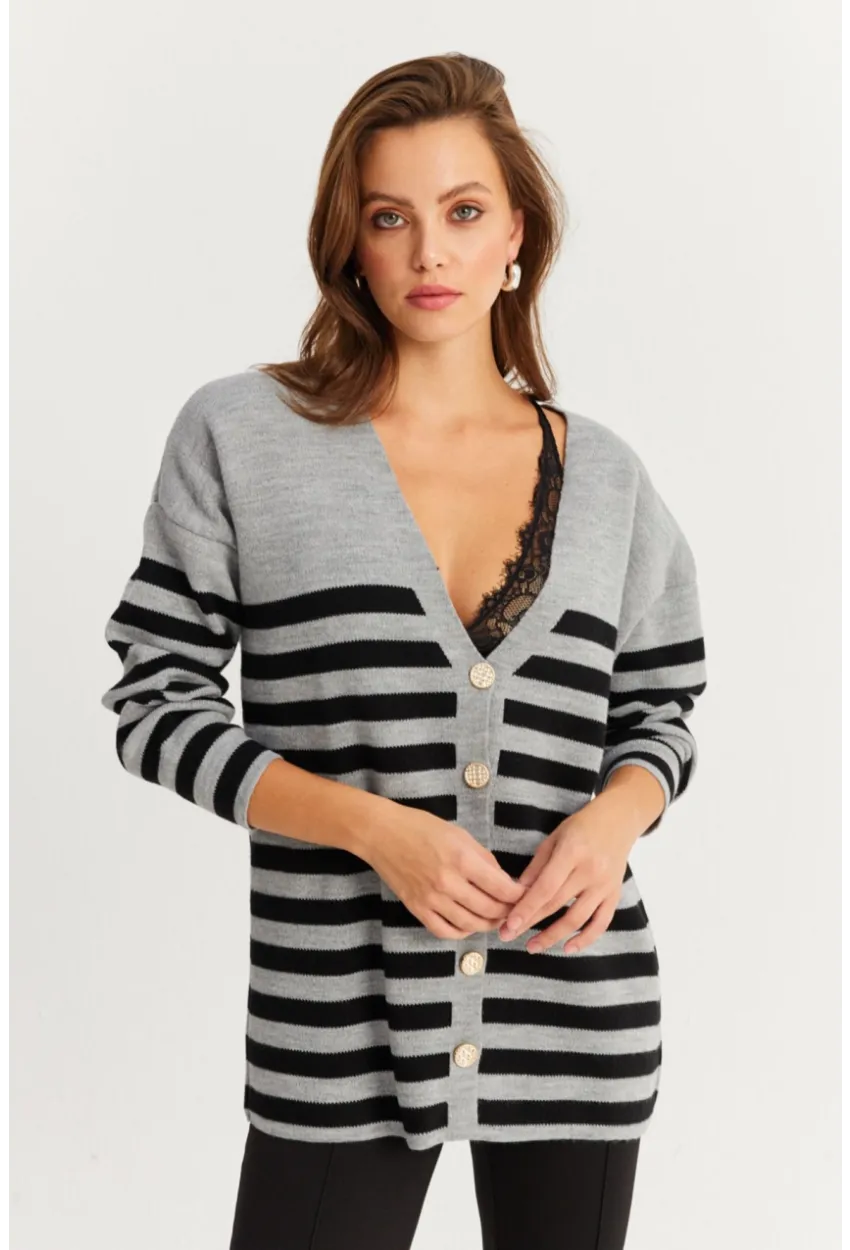 Kadın Gri-Sıyah Çizgili Triko Hırka CNG3