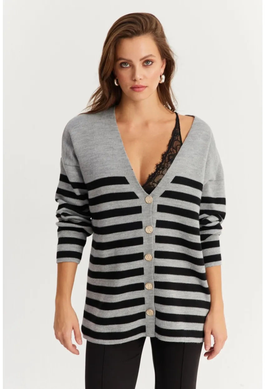 Kadın Gri-Sıyah Çizgili Triko Hırka CNG3