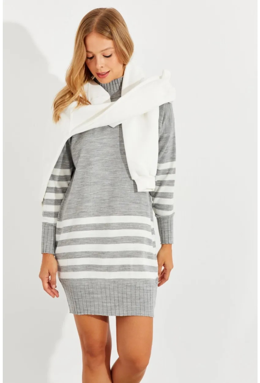 Kadın Gri Triko Çizgili Tunik YV202