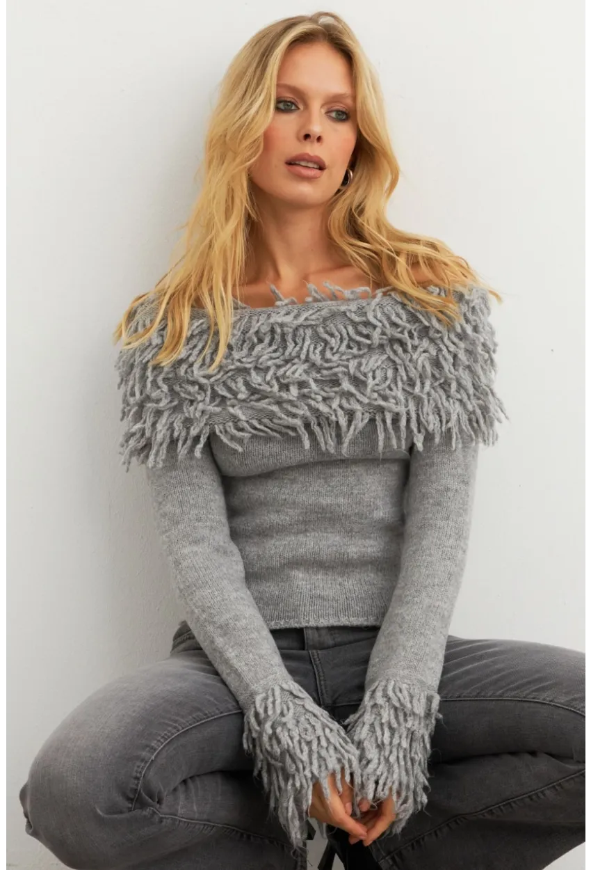 Kadın Gri Yakası Sakallı Madonna Bluz KZ542