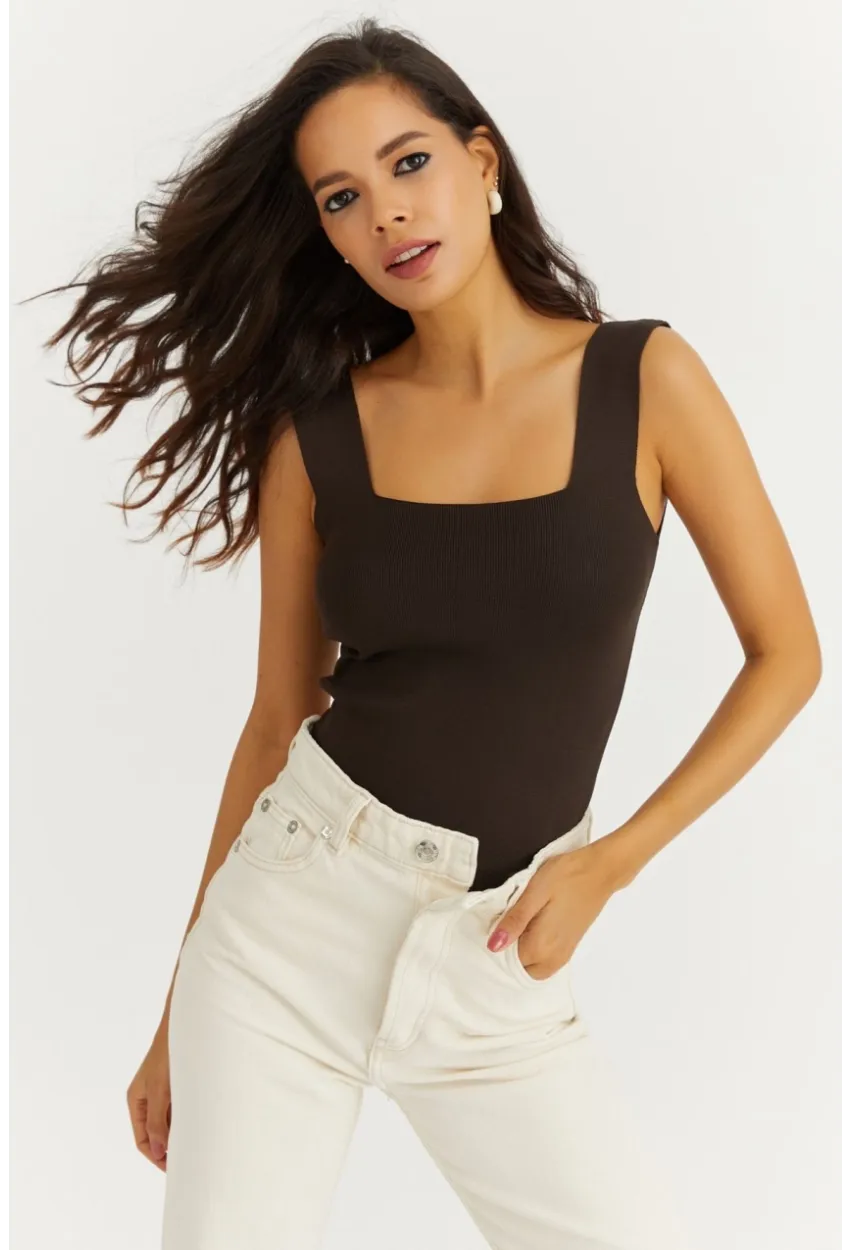 Kadın Kahverengi Kare Yaka Triko Bluz YV80