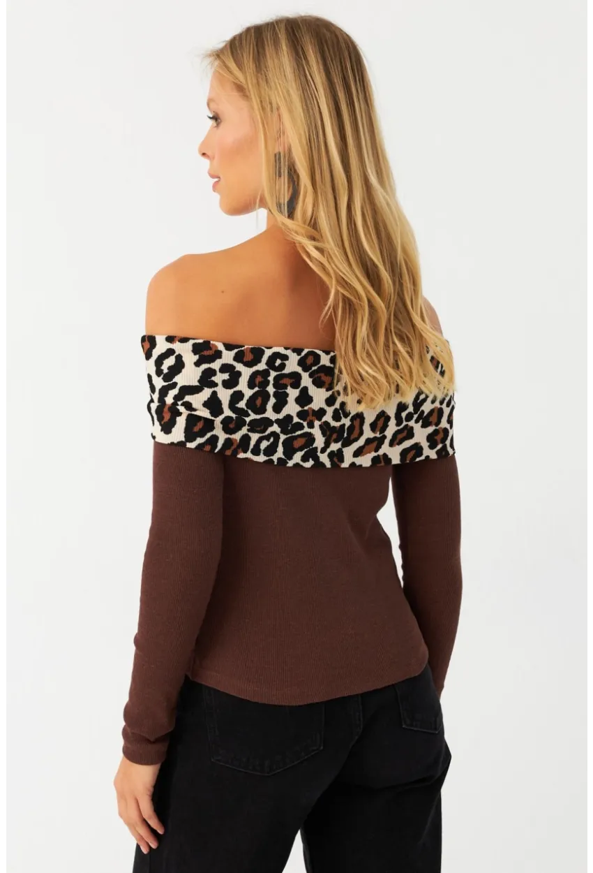 Kadın Kahverengi Leopar Bloklu Madonna Bluz AYD396