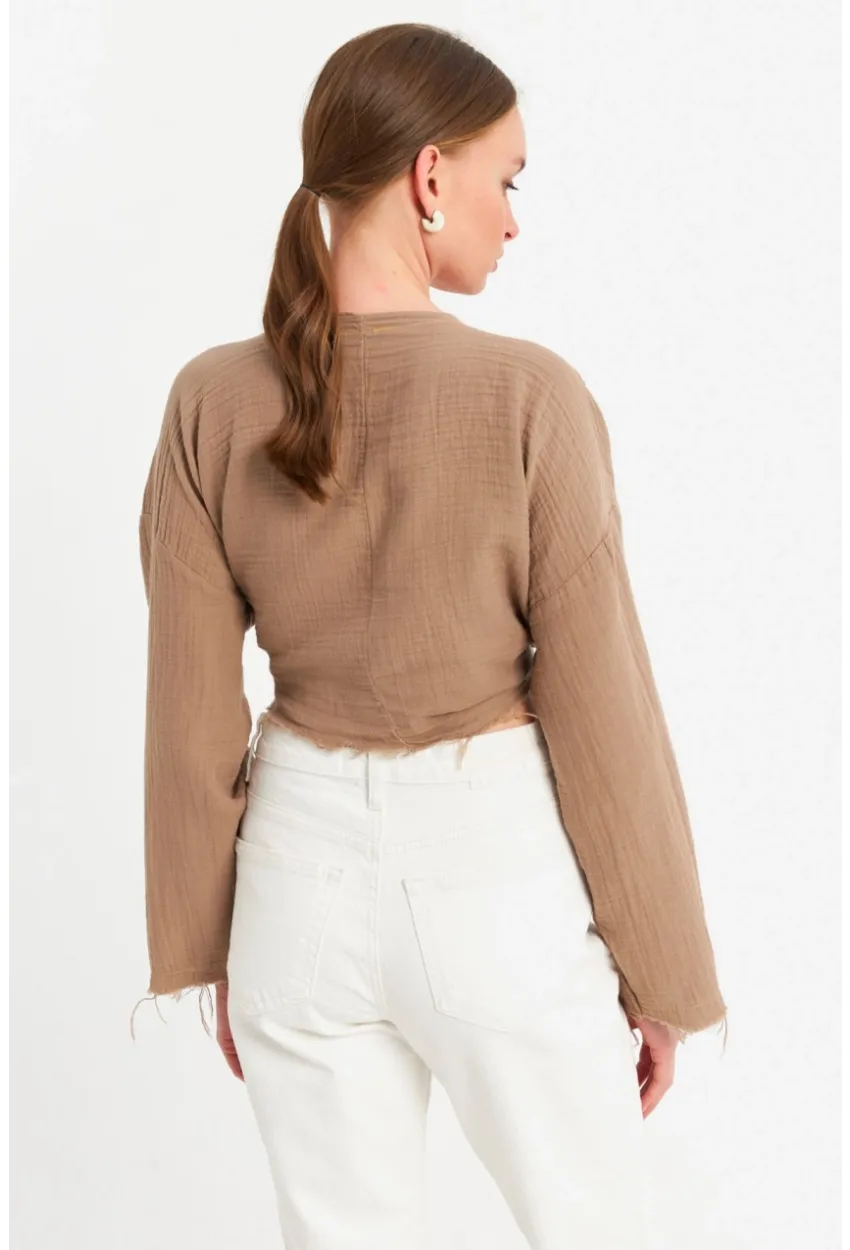 Kadın Kahverengi Müslin Crop Bluz PC20700