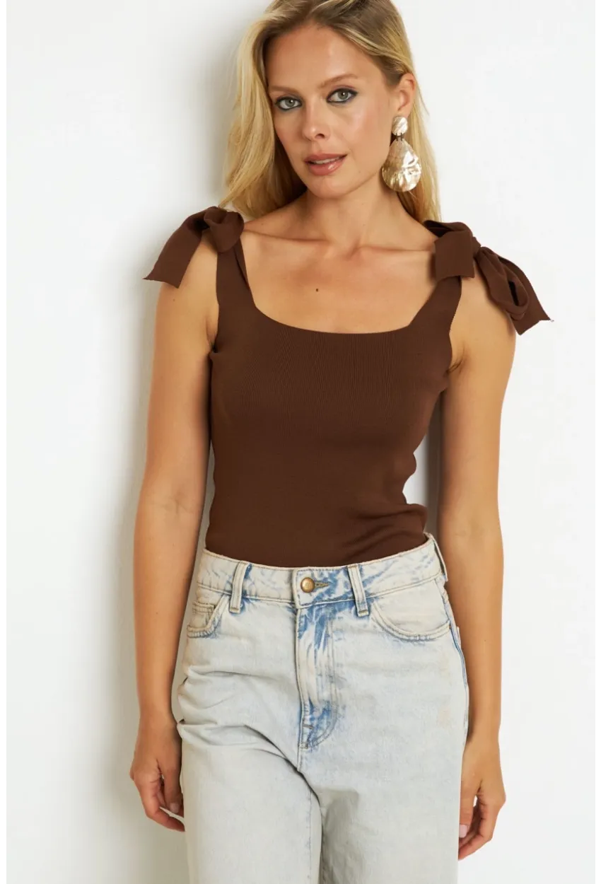 Kadın Kahverengi Triko Bluz YV236