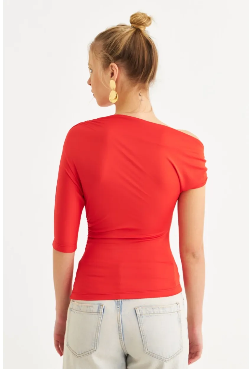 Kadın Kırmızı Aksesuarlı Bluz EY3074