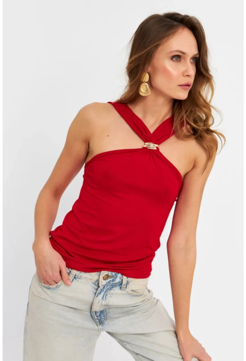 Kadın Kırmızı Aksesuarlı Çapraz Yaka Bluz EY3068