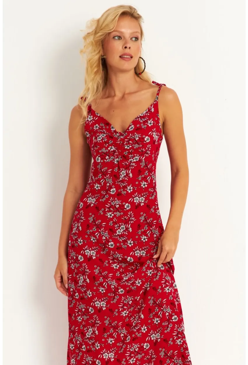 Kadın Kırmızı İp Askılı Çiçekli Midi Elbise GÇ172
