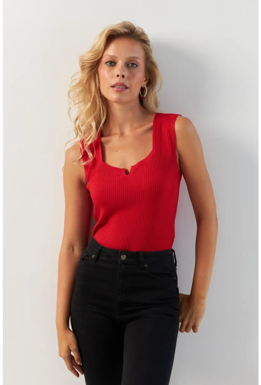 Kadın Kırmızı Kare Yaka Triko Bluz SMT243