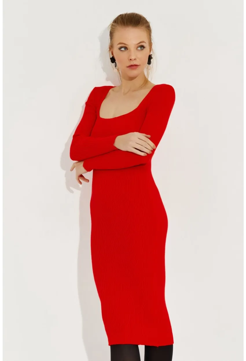 Kadın Kırmızı Kare Yaka Triko Midi Elbise SF2520