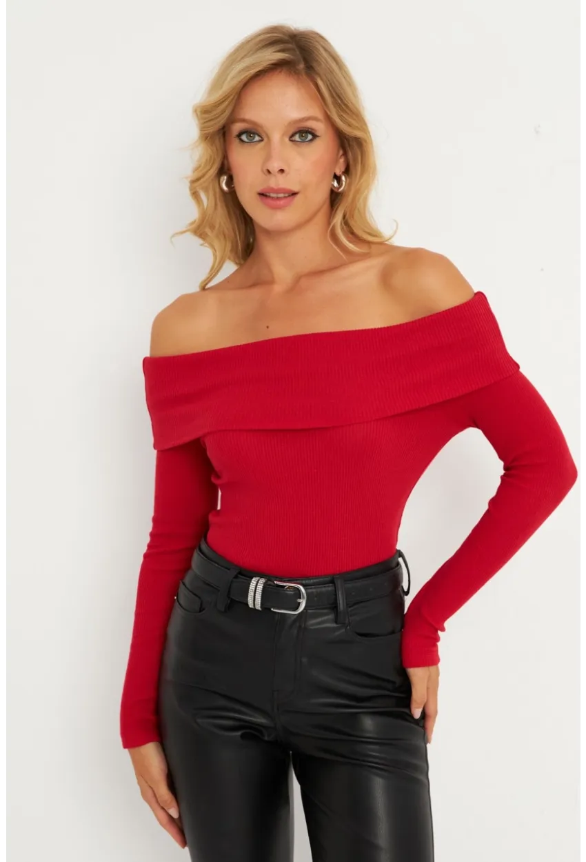 Kadın Kırmızı Madonna Yaka Kaşkorse Bluz XL2210