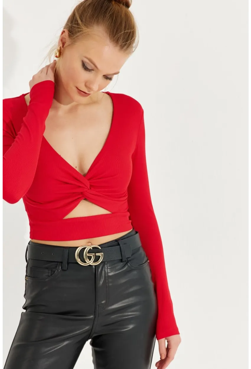 Kadın Kırmızı Önü Düğümlü Crop Bluz AYD244