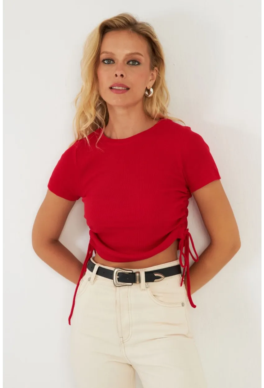 Kadın Kırmızı Yanları Büzgülü Kaşkorse Bluz AYD355