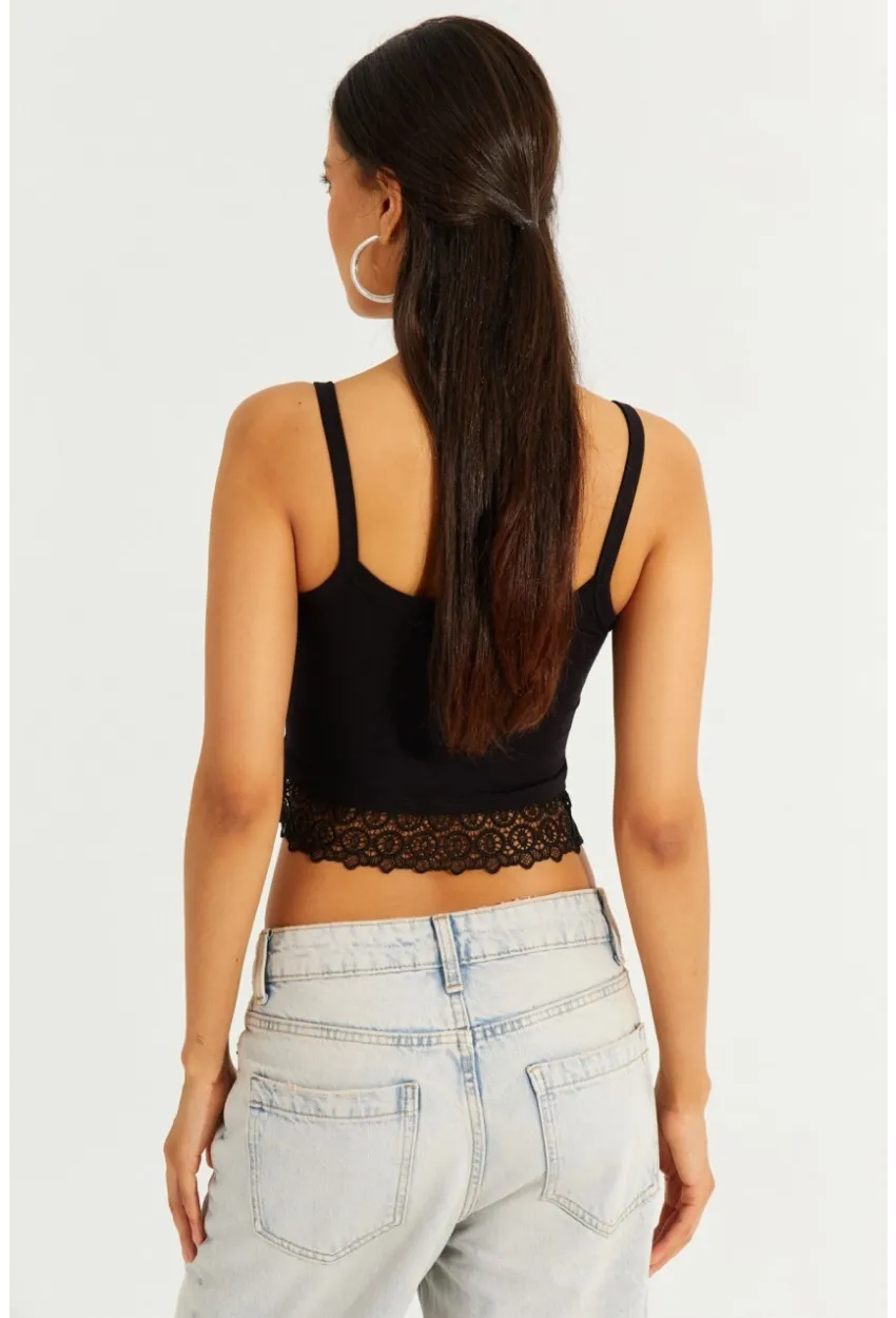 Kadın Siyah Agraflı Dantel Detaylı Crop Bluz RSS20