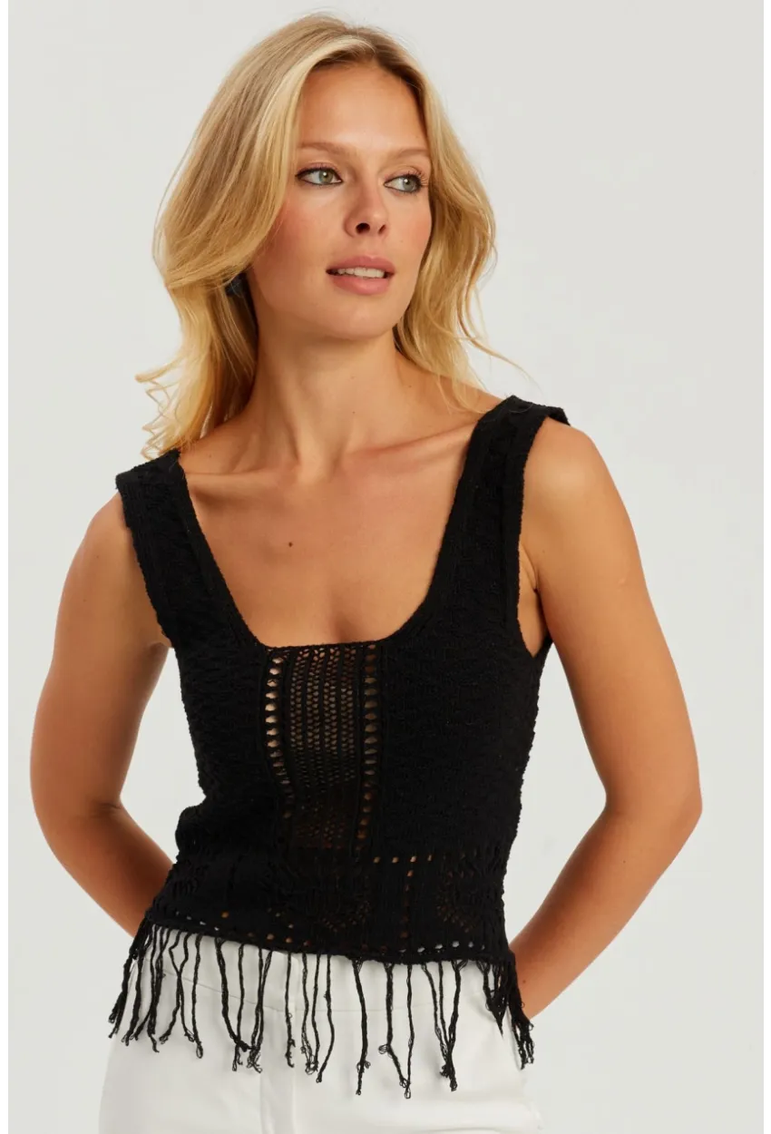 Kadın Siyah Ajurlu Püsküllü Triko Bluz YV228