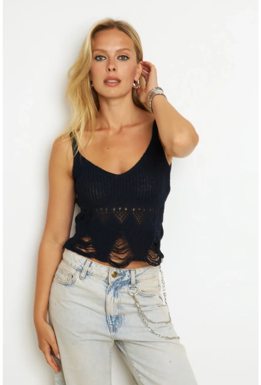 Kadın Siyah Ajurlu Triko Bluz KAZ08