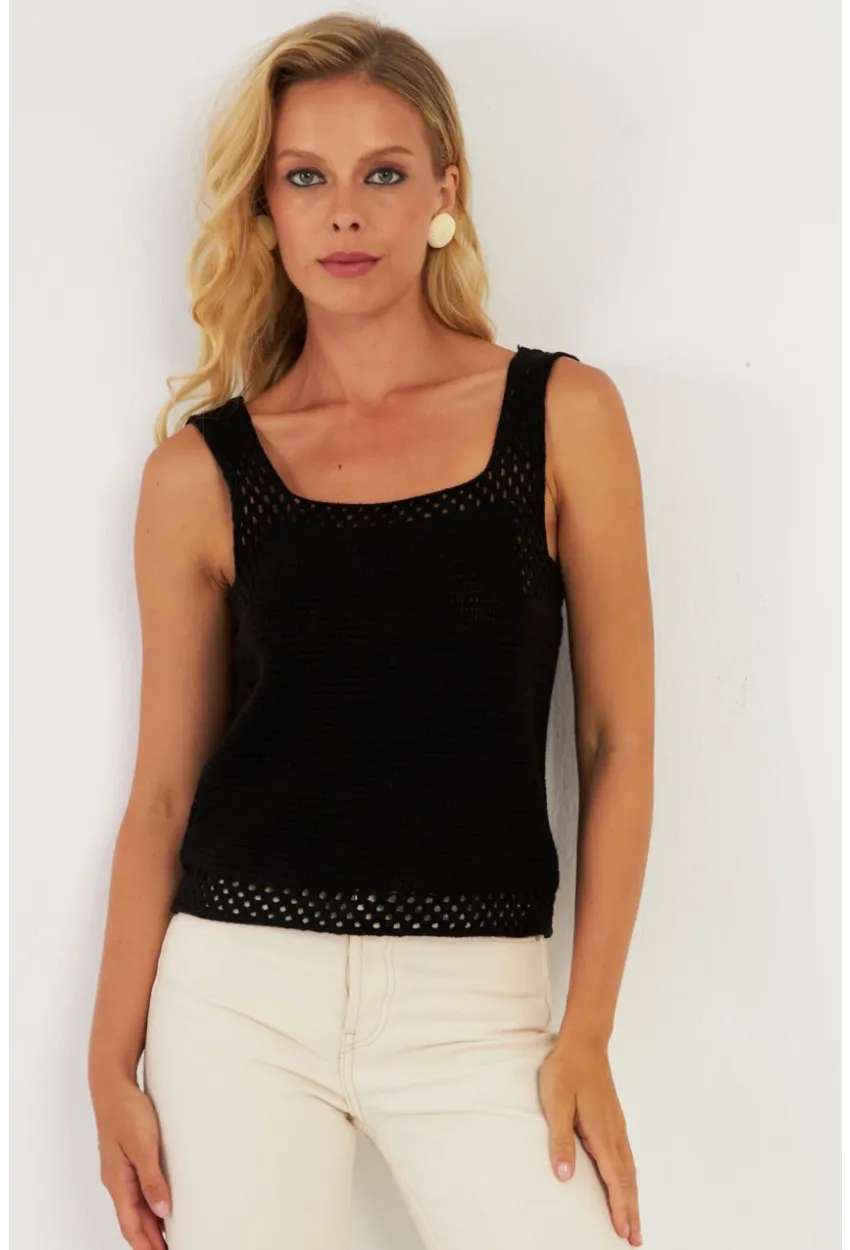Kadın Siyah Ajurlu Triko Bluz YV258
