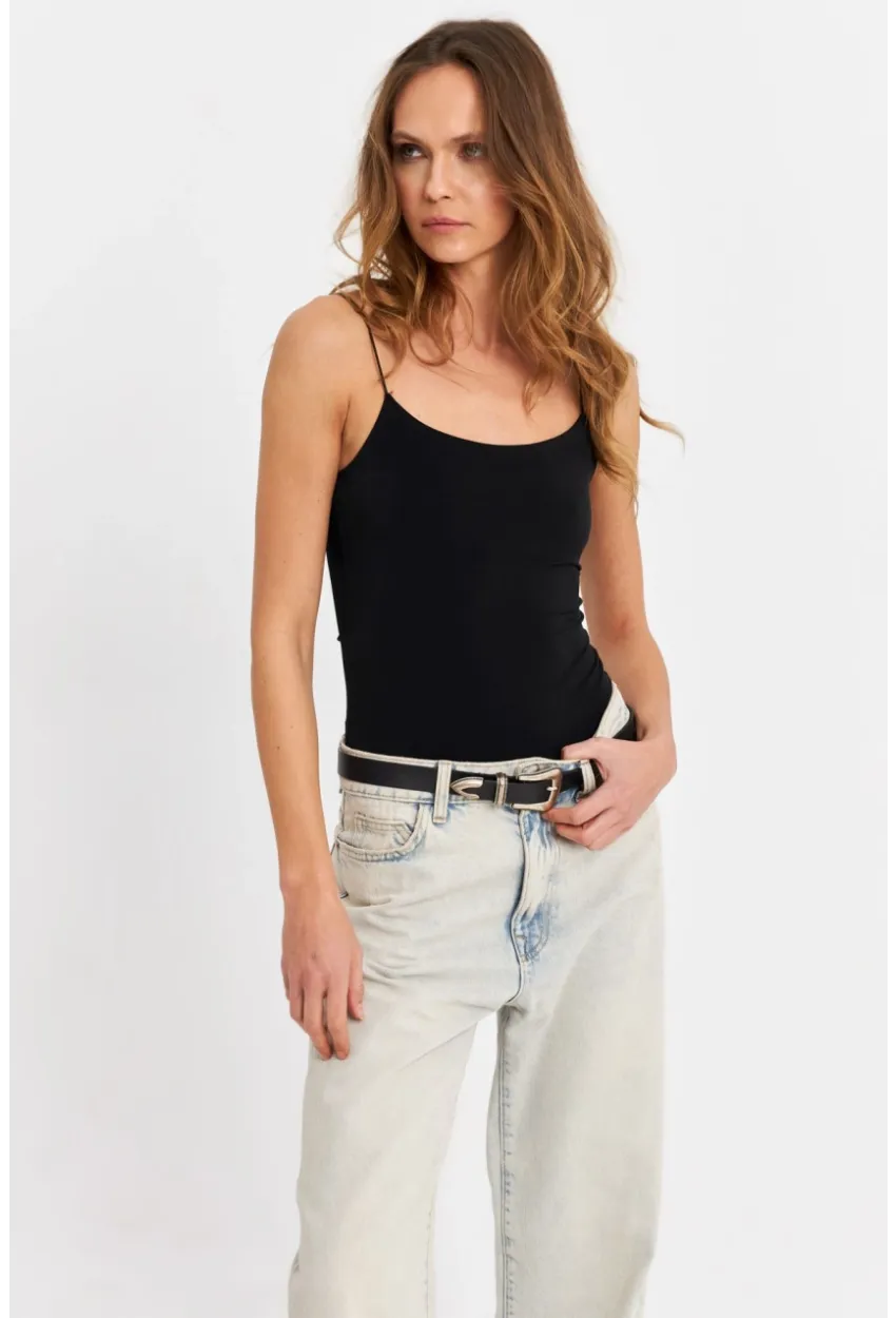Kadın Siyah Askılı Body LİK15